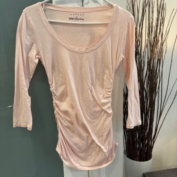 Variety of Tops Scroll through photos - Picture 10 of 16